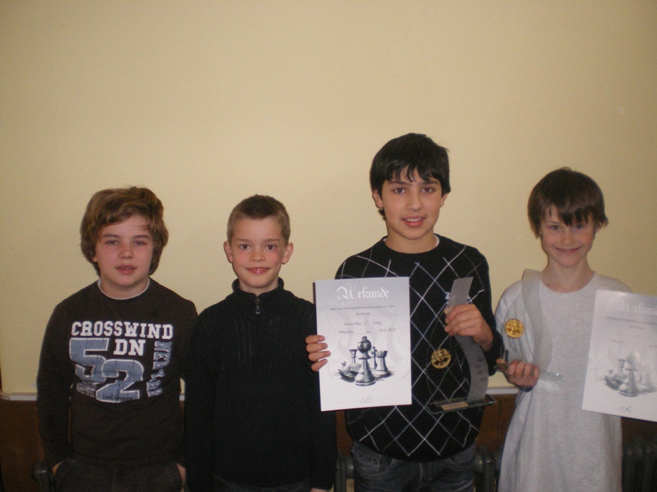 vlnr,: Nicolas Klingshirn, Tobias Thewes, Ali Demir, Jan Kessler